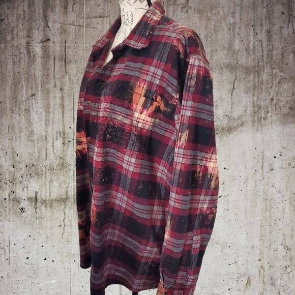 Custom Flannel Shacket, Campfire and Horror Stories, Heavyweight Button-Down XL - Picture 7 of 8